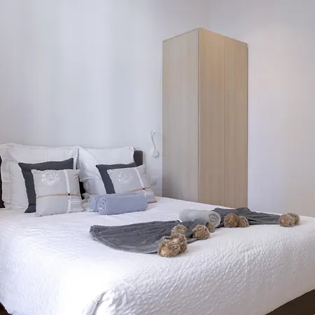 L'elegance Rue D'antibes - Palais & Plages - 200 M Croisette - Parking Prive - Clim - Wifi Apartment